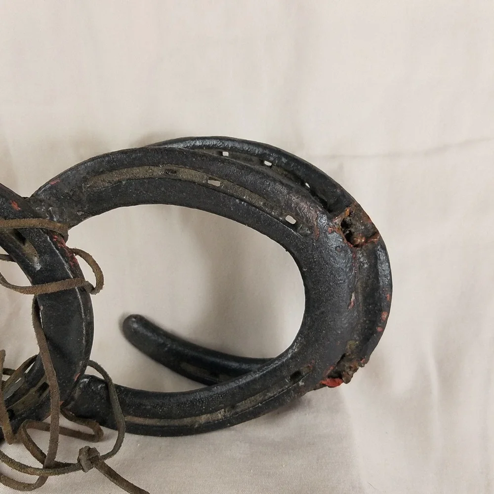 Horseshoe Wall Hook Rack Rustic Cast Iron Western Decor Leather Wrap Boot‎ Jack